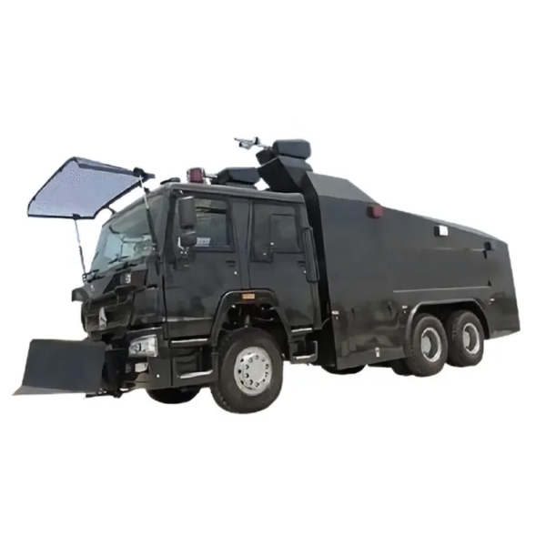 Sinotruck 10t Armored Water Cannon Truck Anti-Riot Truck Wihtout Fatal Pulse