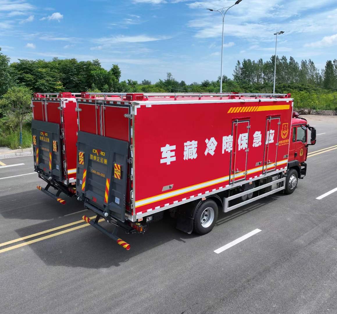 10 wheels HOWO 6m Cargo Box Freezer Refrigerator Van Truck Refrigerator Box Truck - Image 11