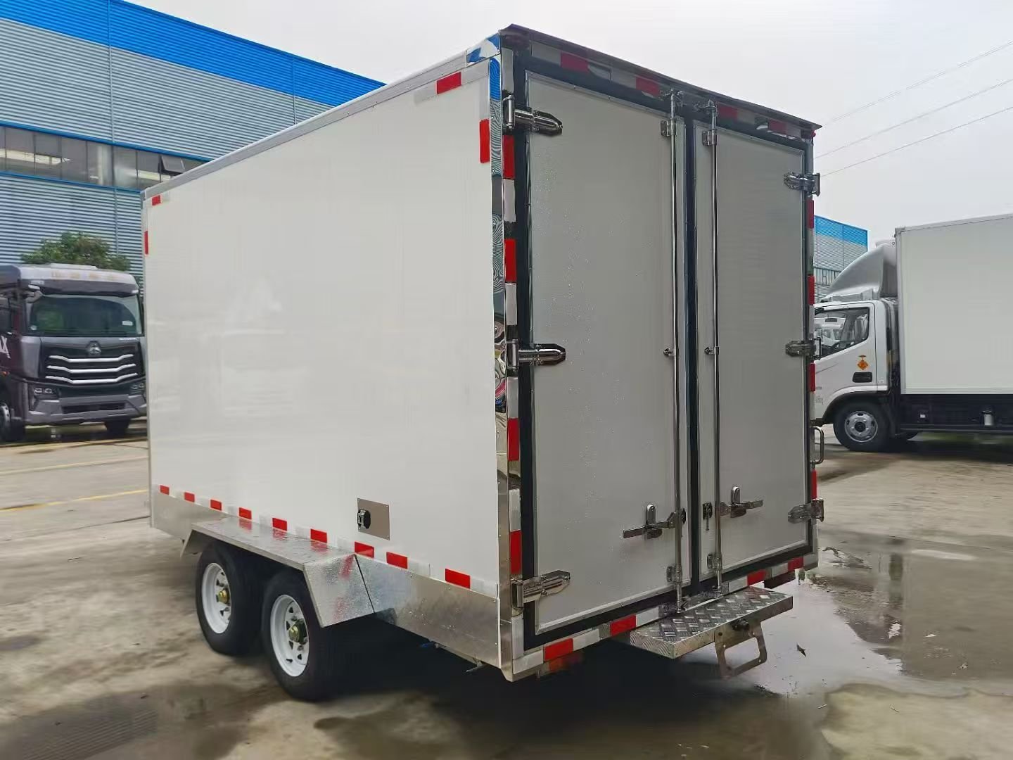 Refrigerated insulated box trailer Customized Freezer Refrigerated Truck Box CKD Fiberglass Van Cargo Body - Image 6