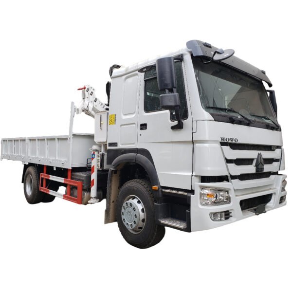 HOWO 4X2 off-Load Heavy Duty Truck with Crane 8t 8tonns Cargo Truck Mounted Folding Arm Crane for Construction Using Machine