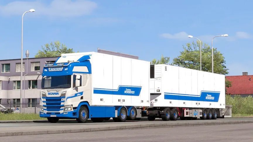 3axles Freezer Refrigerator Box Truck with Freezer Food Refrigerated Semi-Trailer Double-axis trailer Refrigerated truck - Image 3
